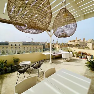 Couette-café Nelli's, Cospicua